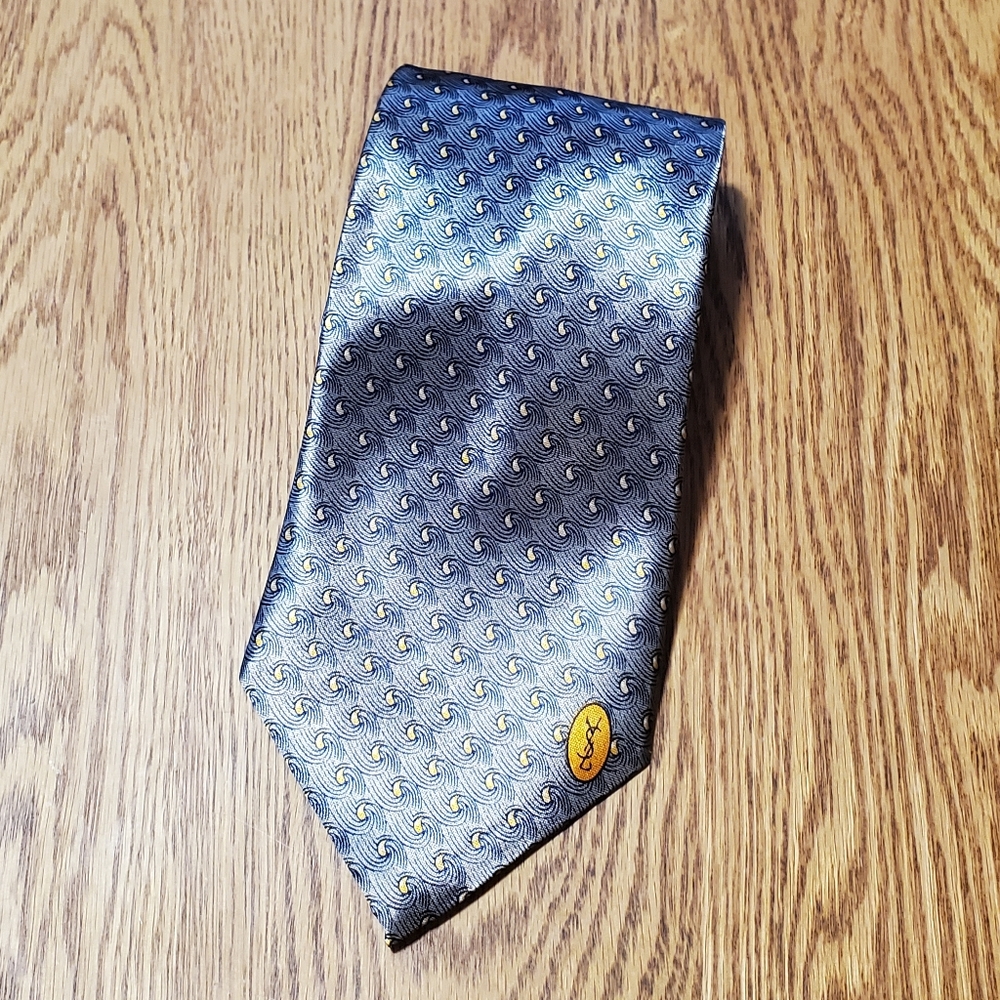 YSL Yves Saint Laurent Men's Blue Gray Yellow Ocean Waves Tie Geometric Silk